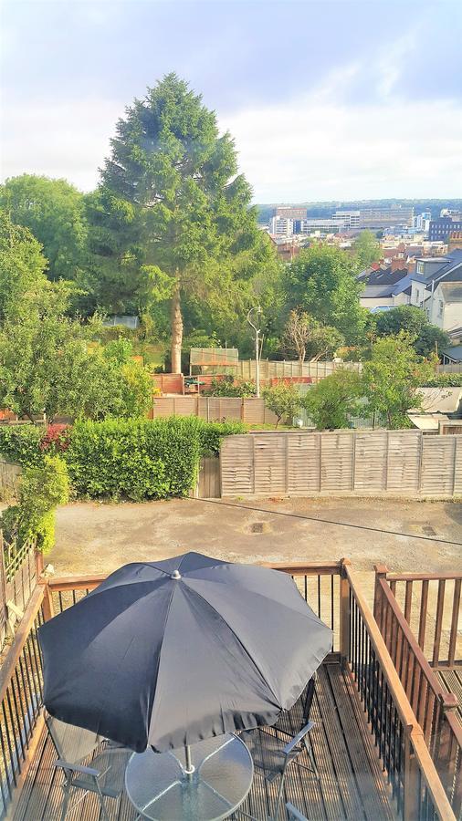 شقة Swindon Old Town Duplex - Entercloud9Sa المظهر الخارجي الصورة